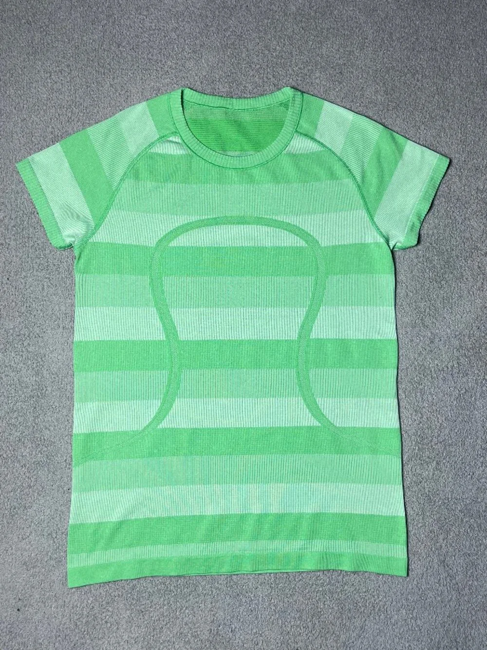 Lululemon Swiftly Tech Shirt Womens 8 Green Stripe Short Sleeve Running Top